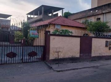 Casa de 3 quartos, São Gonçalo · Vende casa 3qtos em São Gonçalo no Centro,  rua ao lado do shopping Partage