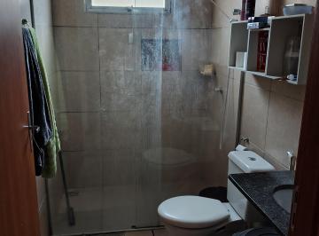 Casa de 2 quartos, Uberlândia · CASA BAIRRO MONTE HEBRON ( BEM NA ENTRADA )