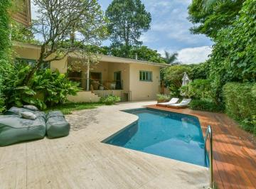 Casa de 5 quartos, São Paulo · Linda casa no Jardim Guedala com terreno de 746m² / lazer privativo