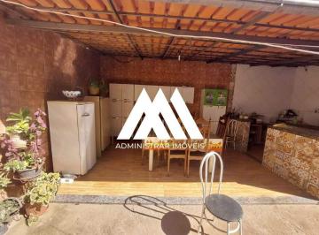 Casa · 220m² · 3 Quartos · Vendo casa em Itatiaiuçu com 03 quartos excelente localização.