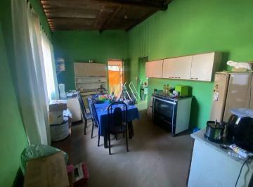 Casa · 227m² · 3 Quartos · Vendo casa em Cachoeira dos Chaves com boa localização!