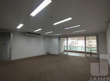 Comercial · 167m² · 5 Vagas · Conjunto comercial de alto padrão em Cerqueira César