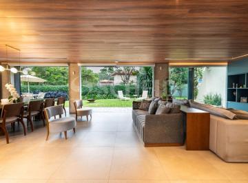 Casa · 377m² · 5 Quartos · 2 Vagas · Casa a venda de 300,00m² útil, com 5 quartos e 2 vagas na Cerqueira César