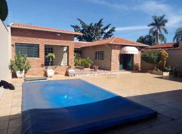 Casa · 490m² · 3 Quartos · 4 Vagas · Casa com 3 dorms, Cidade Jardim, Pirassununga - R$ 990 mil, Cod: 75300