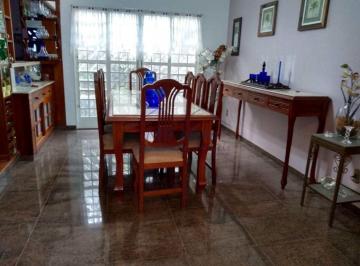 Casa · 300m² · 3 Quartos · 2 Vagas · Casa com 3 dorms, Jardim Roma, Pirassununga - R$ 850 mil, Cod: 10132187