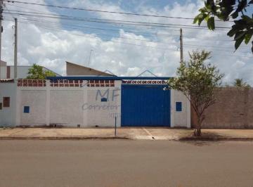 Casa · 263m² · 3 Quartos · 2 Vagas · Casa com 3 dorms, Jardim Treviso, Pirassununga - R$ 350 mil, Cod: 10132318