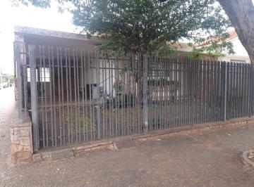 Comercial · 294m² · 3 Quartos · 3 Vagas · Casa com 3 dorms, Centro, Pirassununga - R$ 700 mil, Cod: 10132916