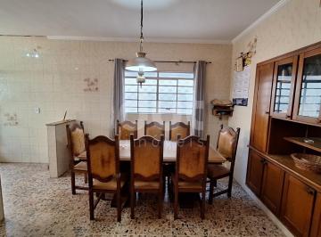 0 · casa à venda em Jardim Proença