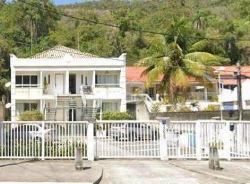 9ff913605dda5656ad119feecd9dbebd740d5d59 · Prédio residencial