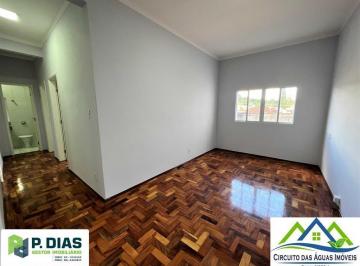 Apartamento · 2 Quartos · 1 Vaga · Apartamento reformado no centro de Socorro, Circuito das Águas .