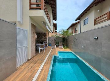 Imagem do Imóvel · Casa em condomínio fechado na praia de Juquehy com 3 suítes e espaço gourmet com piscina