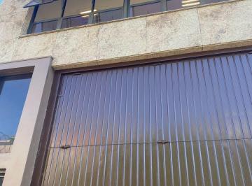 Comercial · 12m² · 1 Vaga · Loja na Av Guido Mondin com amplo espaço