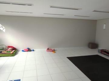 Comercial de 15 quartos, Curitiba · Casa comercial com 15 salas no Seminário