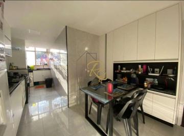 Apartamento · 97m² · 3 Quartos · 2 Vagas · Apartamento em Agriões, Teresópolis/RJ de 97m² 3 quartos à venda por R$ 774.900,00