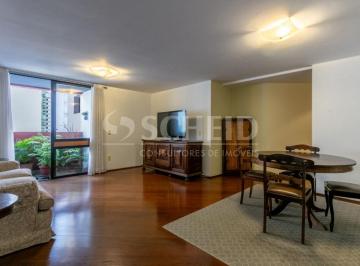 Apartamento · 120m² · 3 Quartos · 2 Vagas · Apartamento á Venda em Moema com 120m², 3 quartos sendo 1 suíte, 2 vagas.