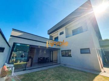 Casa · 215m² · 3 Quartos · 4 Vagas · Casa em Loteamento Villa Branca, Jacareí/SP de 215m² 3 quartos à venda por R$ 1.900.000,00