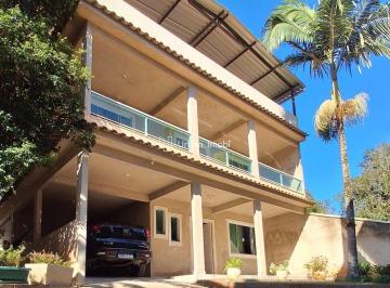 Casa · 350m² · 3 Quartos · 1 Vaga · Casa Triplex de 350 m² em Vila Rica Três Poços, Volta Redonda - RJ!