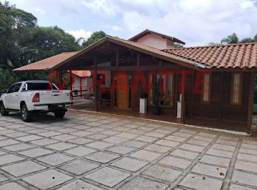 f5ecdf131d46614b3fa524ef42aaee20.jpg · Cond. fechado de 260m² com 5 quartos