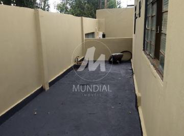 Quintal/corredores · Casa (térrea na rua) 3 dormitórios