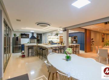 Espaço Gourmet · Casa (sobrado em condominio) 4 dormitórios/suite, cozinha planejada, portaria 24 horas, em condomíni