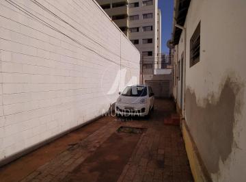 Garagem/estacionamento · Casa (térrea na rua) 7 dormitórios