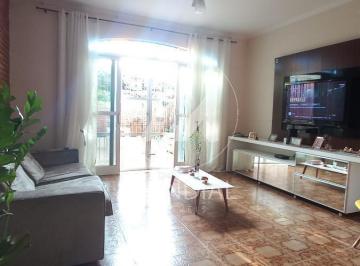 Sala · Casa (térrea na rua) 3 dormitórios/suite, cozinha planejada