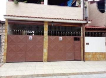 Foto 01 · Casa à venda em Resende-RJ: 3 quartos, 1 suíte, 128 m², no bairro Nova Alegria