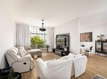 ee8a58f4-501e-4862-b797-50903b1f36ca · Confortável apartamento para venda em República com 5 quartos, sendo 2 suítes, 294m²