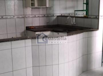 Casa · 125m² · 4 Quartos · Sobrado à Venda no Jardim Thelma, SBC: 4 Dorms, 125m², R$371mil