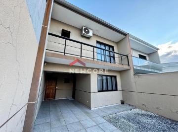 Casa · 216m² · 3 Quartos · 3 Vagas · Sobrado em Rua Nelson Foggiatto - Costeira - São José dos Pinhais/PR