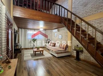 Casa · 293m² · 3 Quartos · 4 Vagas · Casa em  Avenida Benedito Silveira Cruz - Vila Xavier (Vila Xavier) - Araraquara/SP