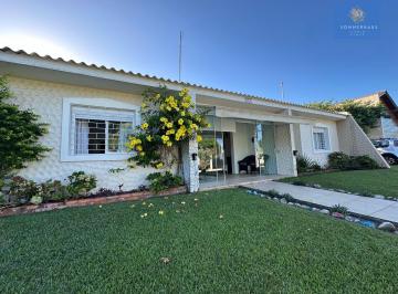 Casa · 158m² · 5 Quartos · 2 Vagas · Casa próxima ao Condomínio Rossi Atlântida