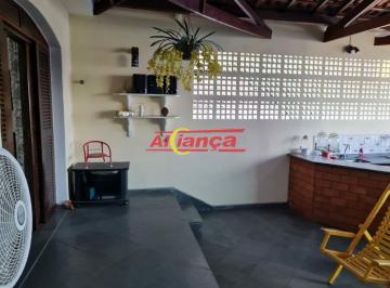 Casa · 296m² · 3 Quartos · 3 Vagas · SOBRADO ESPETACULAR, 3 QUARTOS, 1 SUÍTE MASTER - LOCALIZAÇÃO PREMIUM EM GUARULHOS