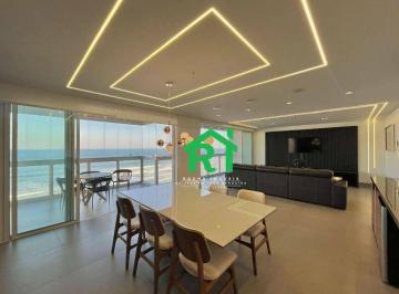 Sala · Apartamento frente mar com 5 quartos (5 suítes), 1 vaga à venda em Pitangueiras, Guarujá
