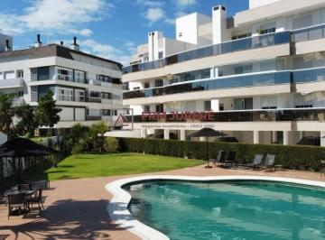 Apartamento · 104m² · 2 Quartos · Apartamento à venda - em Jurerê