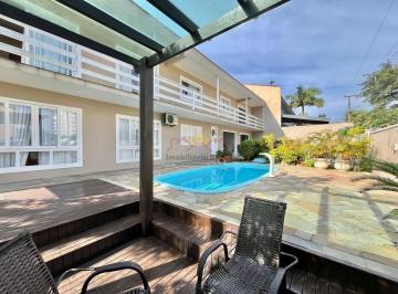 24499844_4.jpg · Casa Averbada 4 quartos piscina Floresta Joinville