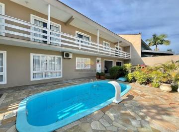 24499845_4.jpg · Casa Averbada 4 quartos piscina Floresta Joinville