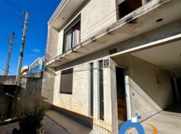Foto 01 · Casa à venda em Curitiba-PR, bairro Sítio Cercado: 2 quartos, 2 salas, 2 vagas, 188m² de área!