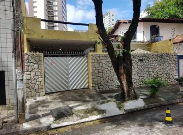 Casa de 3 quartos, Recife · Imóvel para aluguel possui 140 metros quadrados com 3 quartos em Rosarinho 
