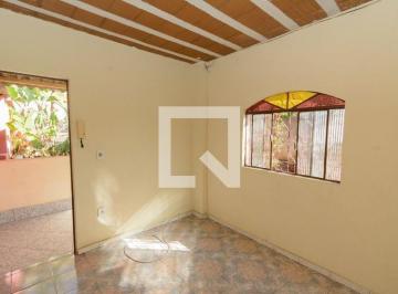 Sobre o imóvel: 4 casas, água e luz individuais. Sem Habite-se. Lote 360 m2. Exc · Casa à Venda - California, 8 Quartos, 306 m² - Belo Horizonte