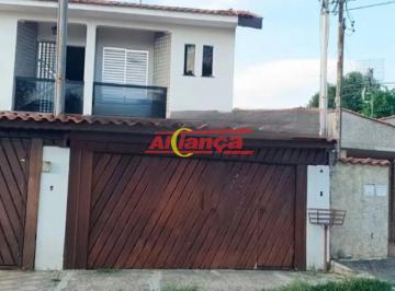 Casa · 182m² · 3 Quartos · 2 Vagas · Sobrado 3 quartos sendo 1 Suíte e 2 Vagas - 93m² No Jardim Vila Galvão