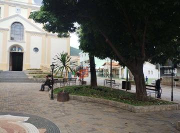 57e90ff49432b36a658e5ab81d4fd38752a61906 · Casa com 2 dormitórios à venda, 100 m² por R$ 900.000,00 - Centro - Extrema/MG