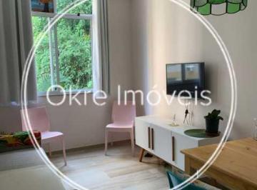 Apartamento · 45m² · 2 Quartos · 1 Vaga · Apartamento : Padrão / Residencial / Centro