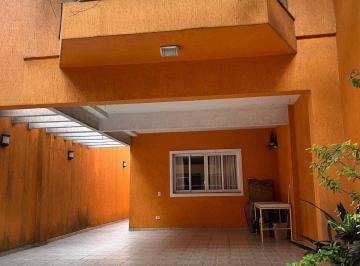 Casa de 4 quartos, São Paulo · Sobrado 4 Dormitórios 4 Suítes 5 Vagas - Jabaquara