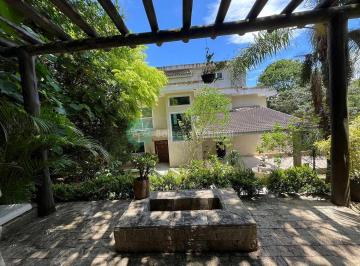 Casa · 1085m² · 4 Quartos · Uma casa que é um projeto de vida, no coração da Mantiqueira