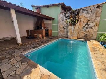 Casa · 186m² · 3 Quartos · 2 Vagas · Casa Térrea com 3 Dormitórios, Mezanino, Piscina e Área Gourmet