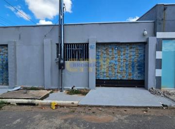 Casa · 2 Quartos · 3 Vagas · Vende-se Casa Novo Praieiro