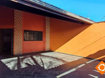 Casa · 137m² · 3 Quartos · 4 Vagas · CASA EM ITANHAEM COM 3 QUARTOS 2 SUITES E 4 VAGAS! APENAS 500M DO MAR