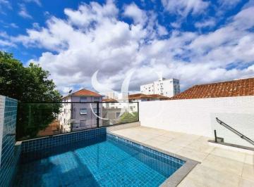 Casa · 290m² · 4 Quartos · 2 Vagas · Sobreposta duplex com ótima localização