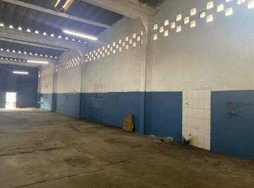 Comercial · 256m² · 2 Vagas · Vende-se Galpão no bairro de Estuário em Santos - Área de 356 m²